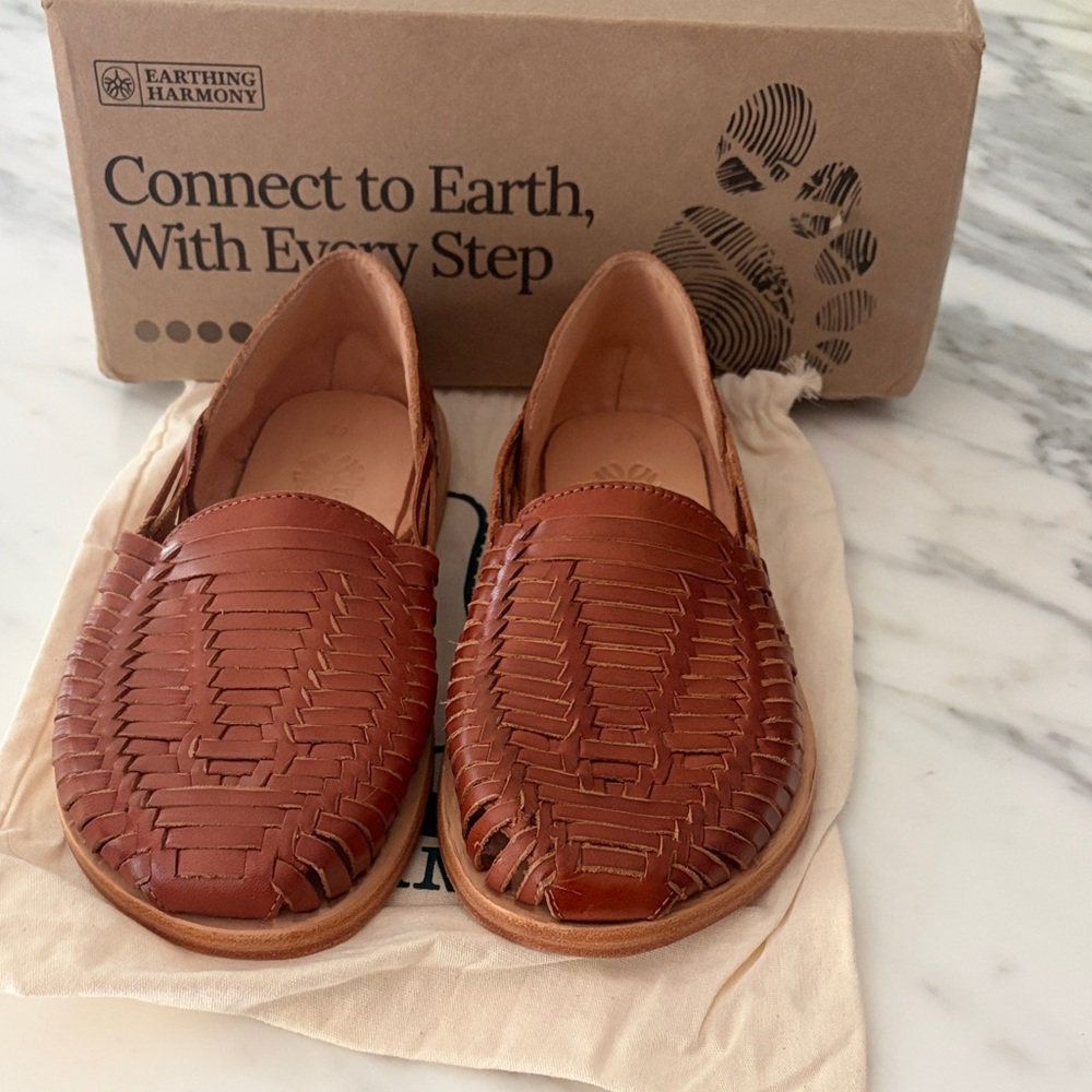 Earthing Harmony Huaraches Women's Brown Woven Leather Slip-On